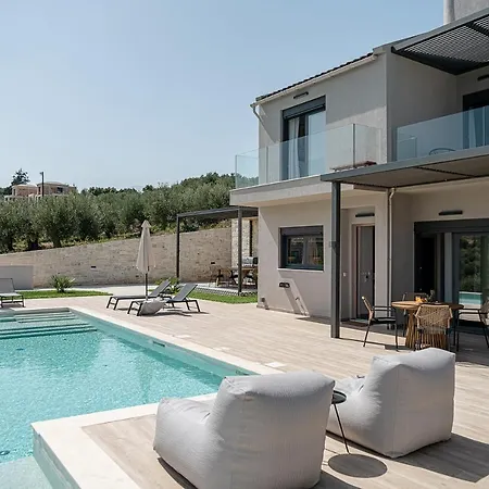 Melanthia Villa